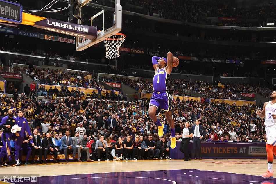 40岁的詹姆斯依旧比字母哥、东契奇更好！