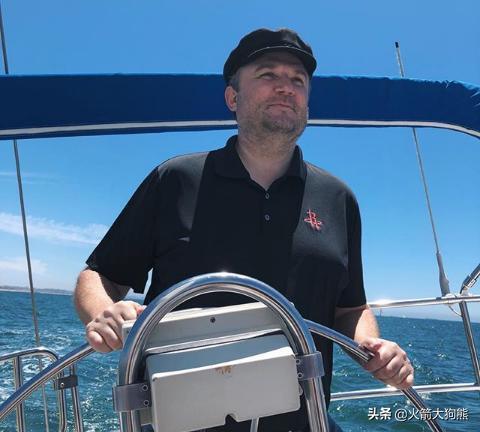 与本土锋线 与本土锋线